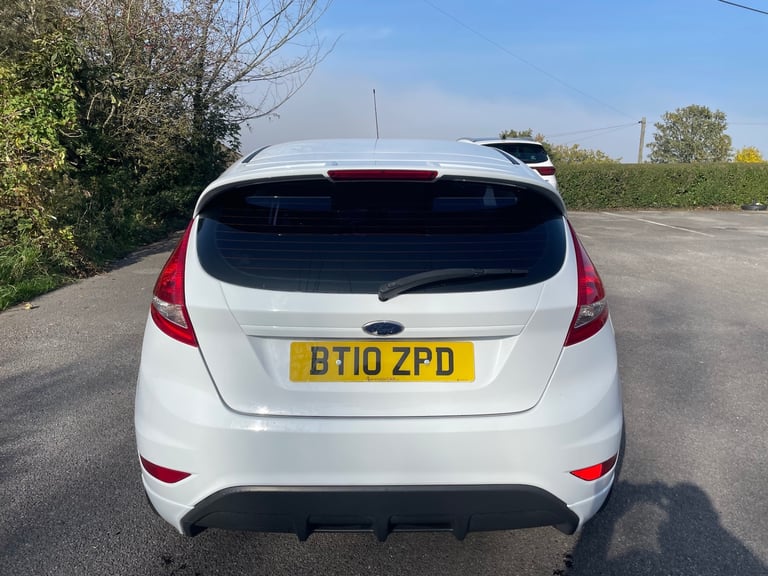 2010 Ford Fiesta 1.6 Zetec S 3dr HATCHBACK Petrol Manual