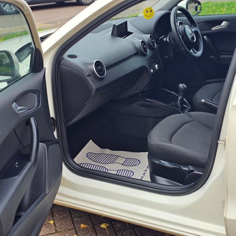 2015 Audi A1 1.2 petrol 5 doors New MOT Low Mileage fsh
