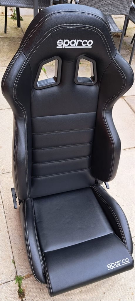 Sparco r100 reclining bucket seat