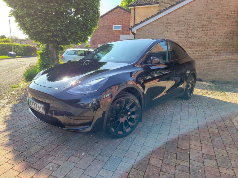 Tesla, MODEL Y, 2023, 1 Owner, 20 inch wheels