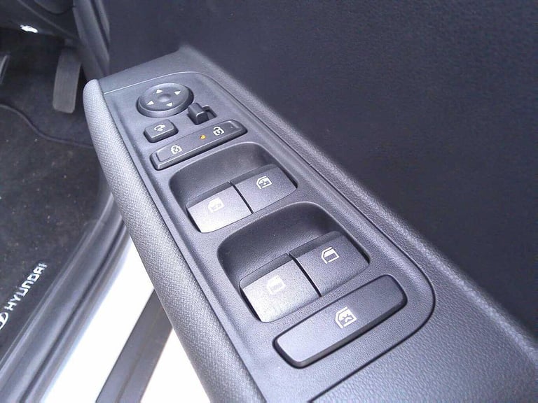 2025 Hyundai Inster 85kW 02 49kWh 5dr Auto HATCHBACK Electric Automatic