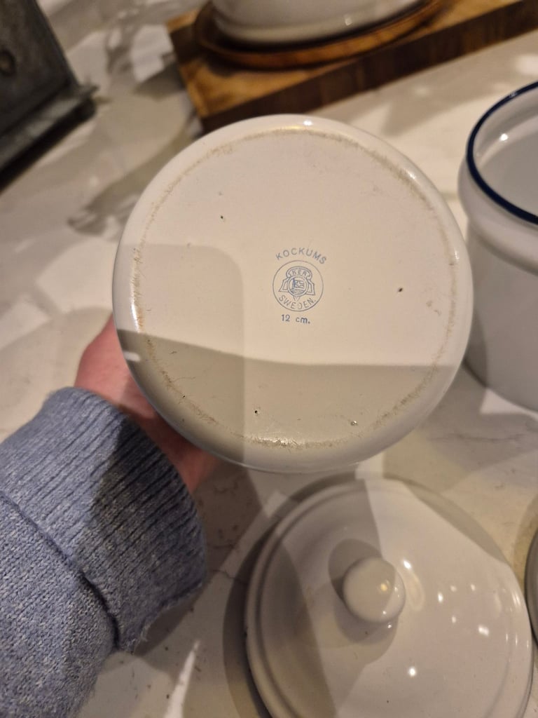 Vintage enamel jug and 2 enamel pots