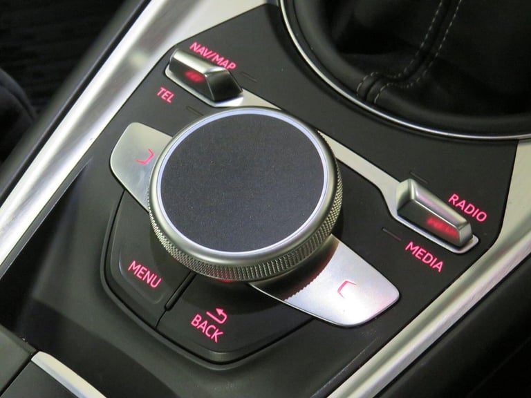 AUDI TT 2.0 TDI ultra S line 2015
