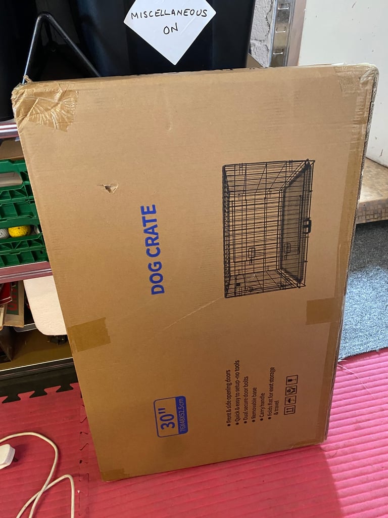 New medium dog cage, 30 inch, black, metal crate, enclosure, brand new 