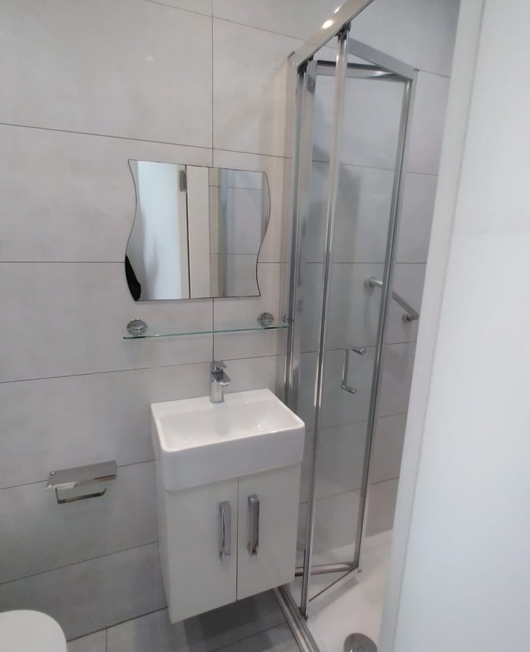 DSS SELF CONT GROUND FL FLAT NR BATTERSEA PK&CHEL BRIDGE EASY COMM KENSINGTON,CITY&WESTEND