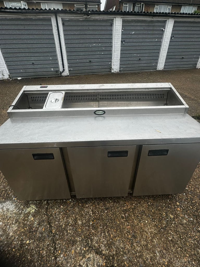 Foster 3 Door Prep Counter Fridge – Commercial Stainless Steel
