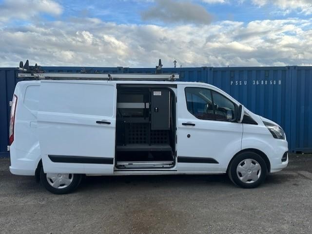Ford Transit Custom 320 TREND ECOBLUE