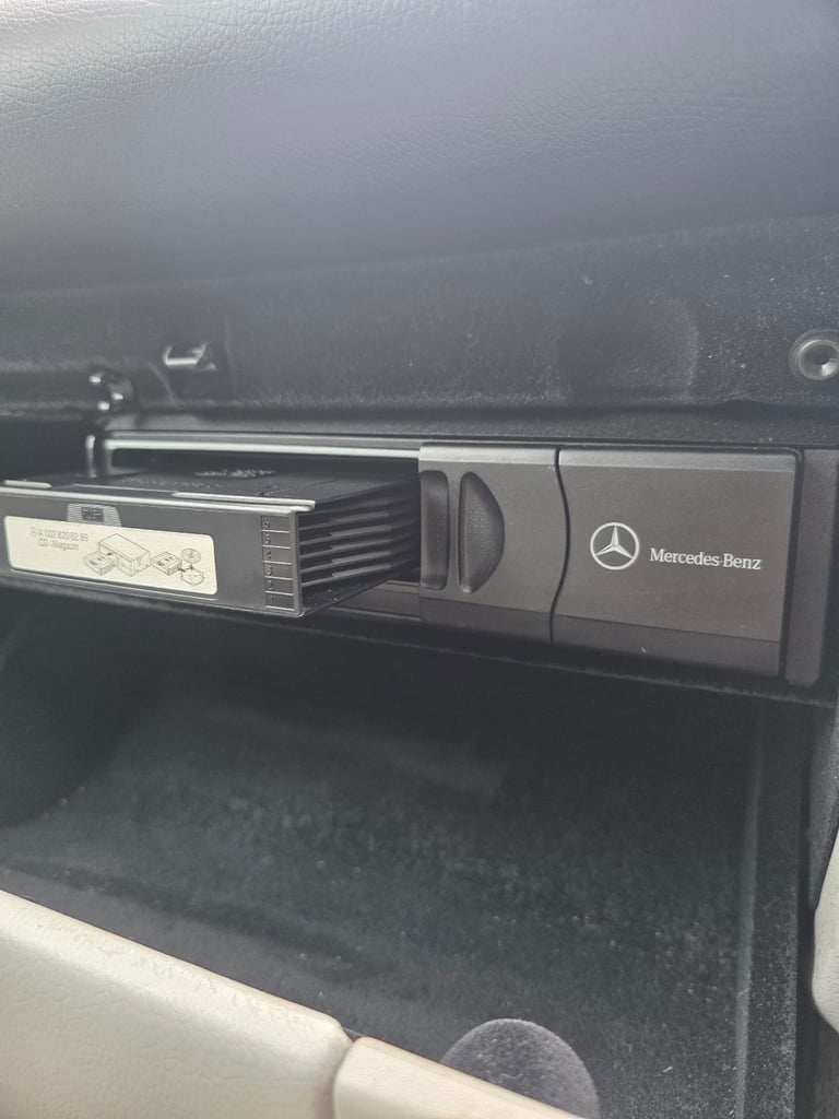 Mercedes-Benz, C CLASS, Coupe, 2004, Semi-Auto, 3199 (cc),3 doors - Image 13