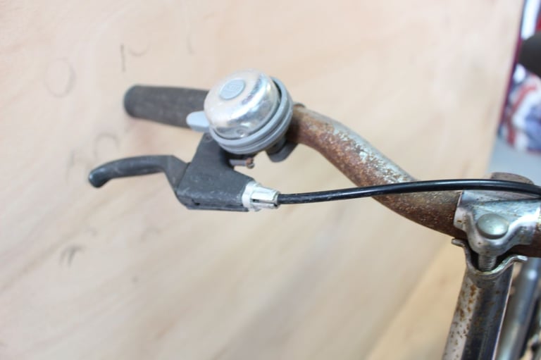 Black compact stowaway folding bike. Good working condition. Shopping. S size