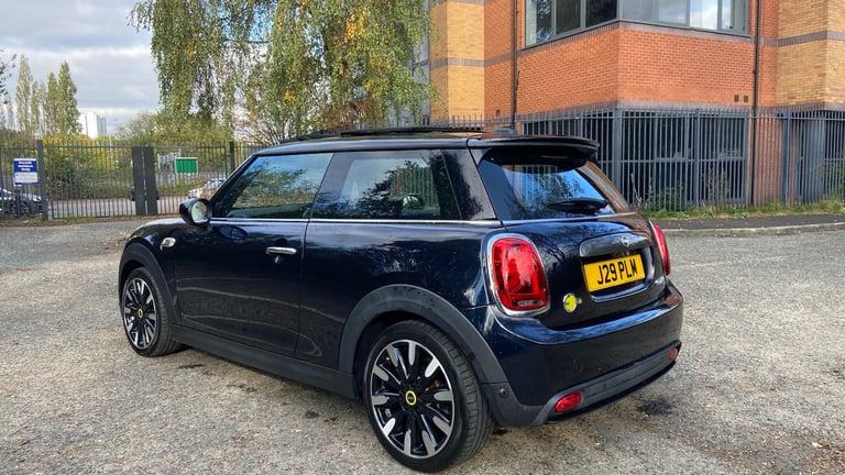 2020 MINI Electric Hatch Cooper SE 32.6kWh Level 3 Hatchback 3dr Electric Auto (184 ps) Hatchback...