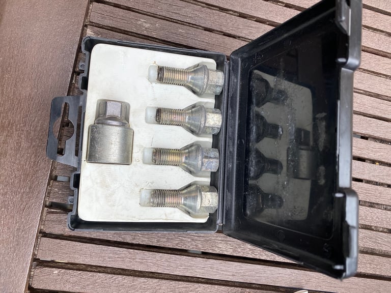 Vauxhall corsa 2010 wheel locking nut 