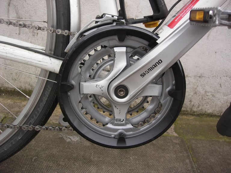 Electric Bike/ Hybrid/ Commuter Bike by Specialized, White, Medium, JUST SERVICED/ CHEAP PRICE!!!