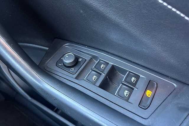 2022 Volkswagen T-Roc 1.5 TSI R-Line 5dr DSG Hatchback Petrol Automatic