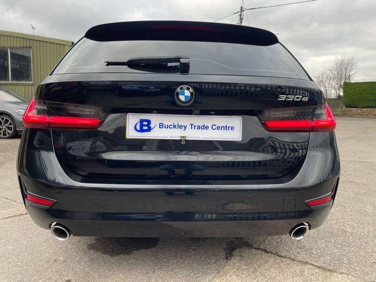  BMW 3 Series 2.0 330e 12kWh SE Pro Touring Auto Euro 6 (s/s) 5dr Petrol/Electric Hybrid Automatic