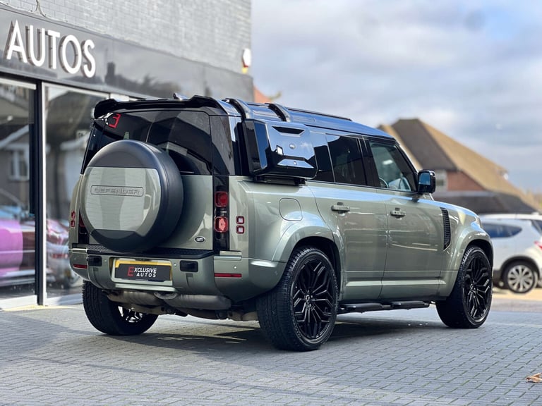 2020 Land Rover Defender 110 2.0 SD4 S SUV + BODYKIT + 22 ALLOYS + 5dr Diesel Auto 4WD Euro 6 (s/...