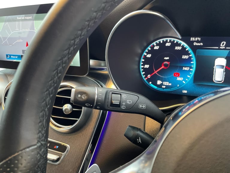 2021 Mercedes-Benz GLC 2.0 GLC300d AMG Line (Premium Plus) SUV 5dr Diesel G-Tronic+ 4MATIC Euro 6...