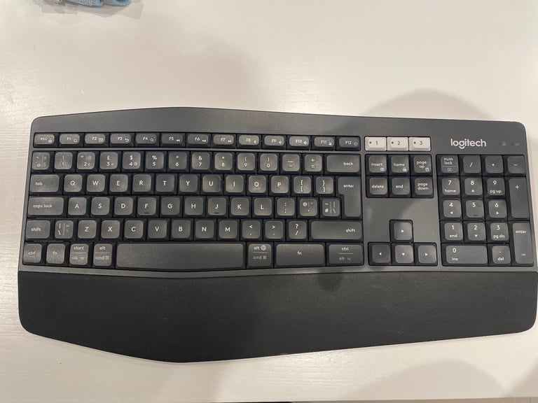 Logitech k850 keyboard