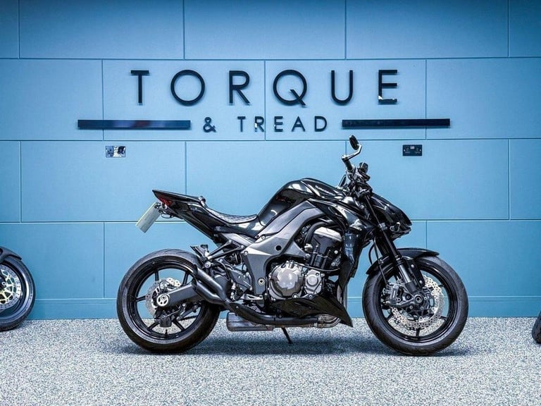 2015 15 KAWASAKI Z1000 SUPERNAKED 1000 - LOW MILES - VANCE HINES