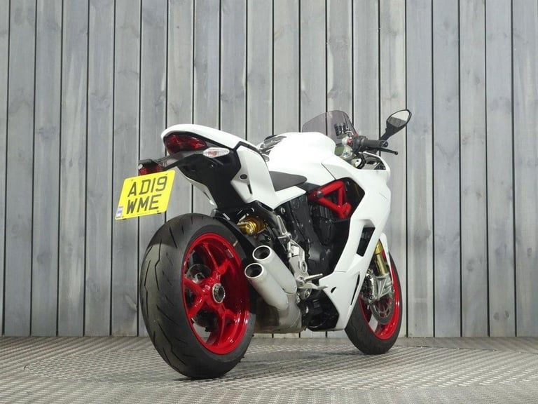 2019 19 DUCATI SUPERSPORT S 937 SUPER SPORTS PETROL MANUAL EURO 4 (110 PS)