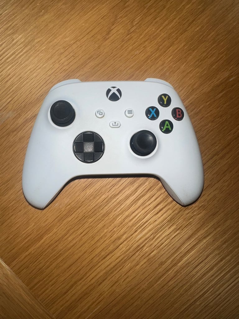 🎮 Xbox Series S (512 GB) including Controllers – Excellent Condition