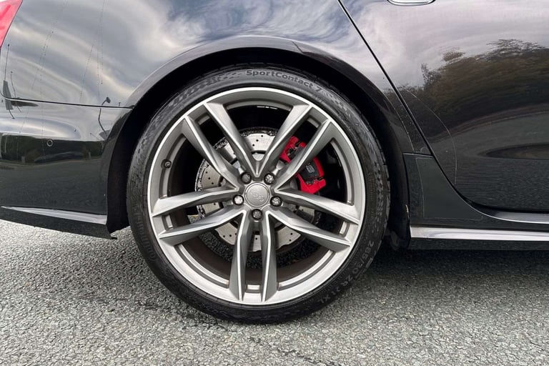  Audi RS6 4.0T FSI Quattro RS 6 5dr Tip Auto Estate Petrol Automatic
