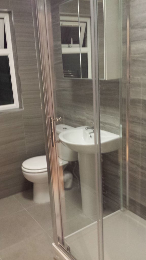 Newly decorated large double room 