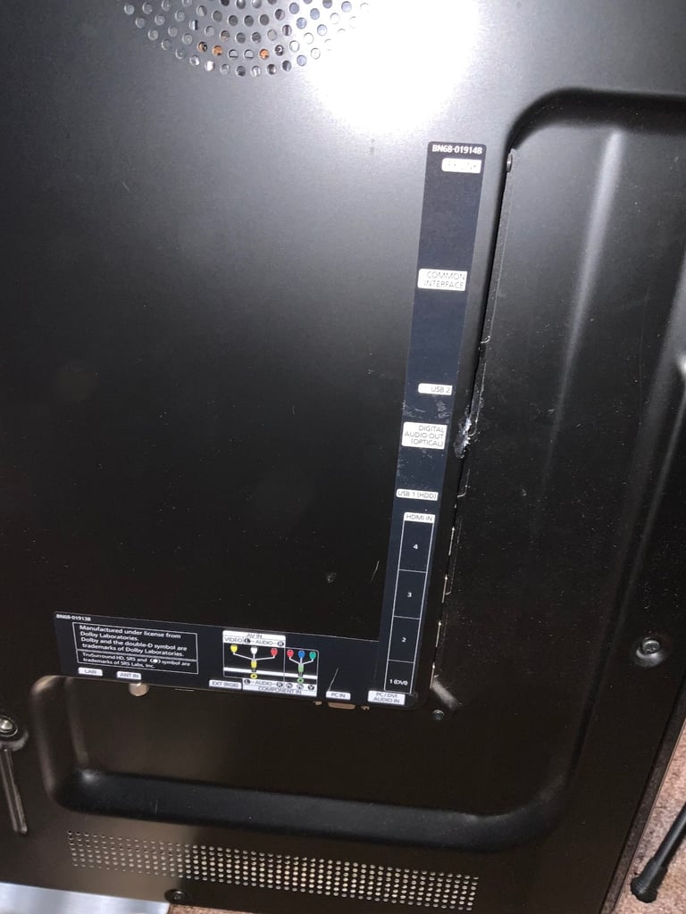 Samsung 46” UE46B8000XW TV