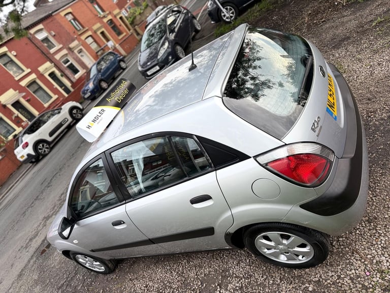 2009 Kia Rio 1.4 Chill 5dr HATCHBACK Petrol Manual
