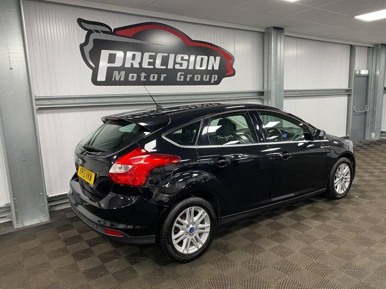  Ford Focus 1.0T EcoBoost Titanium Euro 5 (s/s) 5dr Petrol Manual