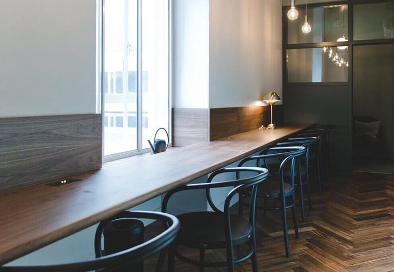 Rent Modern Serviced Offices *Victoria* - Sizes From 3 to 65 Desks -Furnished Private Spaces SW1V
