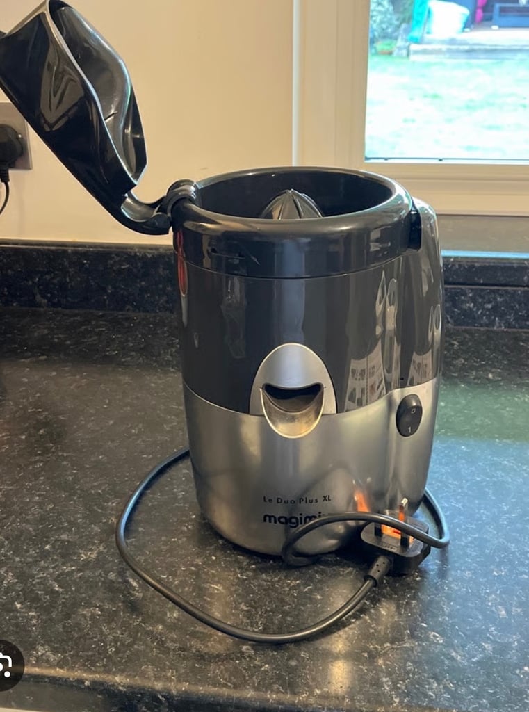 image for Magimix Le Duo Plus juicer