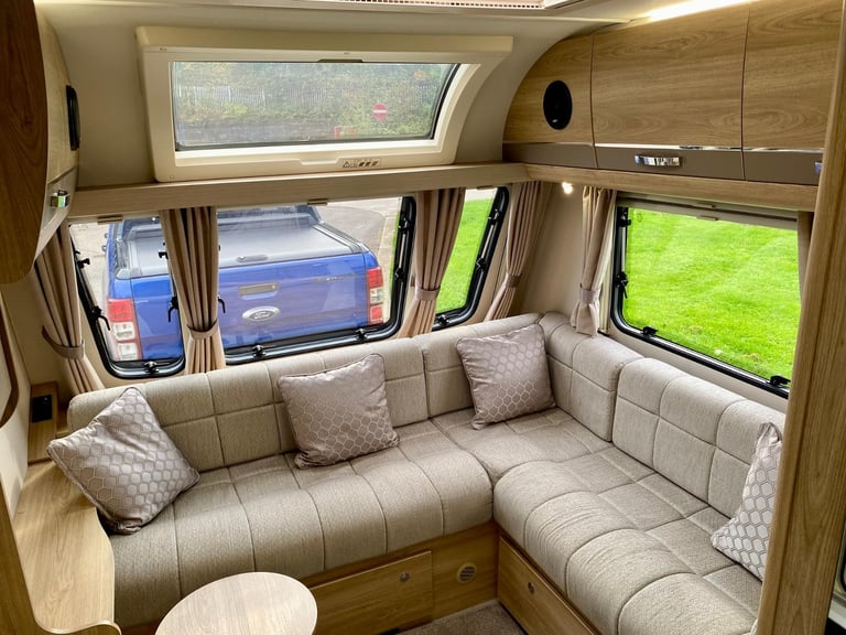 2020 Elddis Avante 454. 2 Berth. Island bed, Touring Caravan