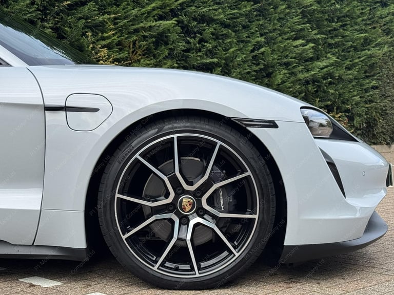 2023 Porsche Taycan Performance Plus 93.4kWh Saloon 4dr Electric Auto RWD (11kW Charger) (476 p S...