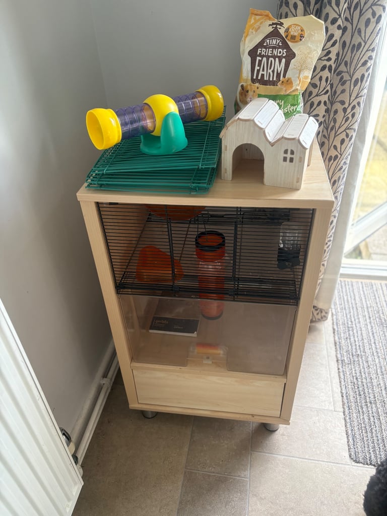 Hamster/gerbil cage 