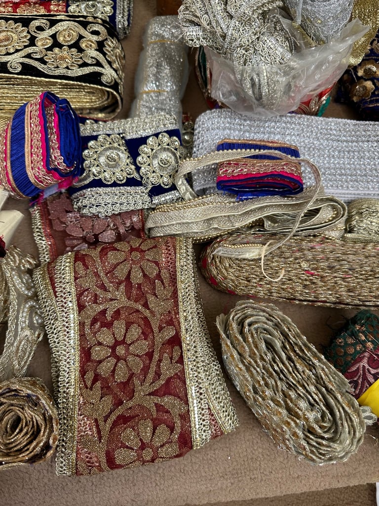 Laces & borders for dresses 