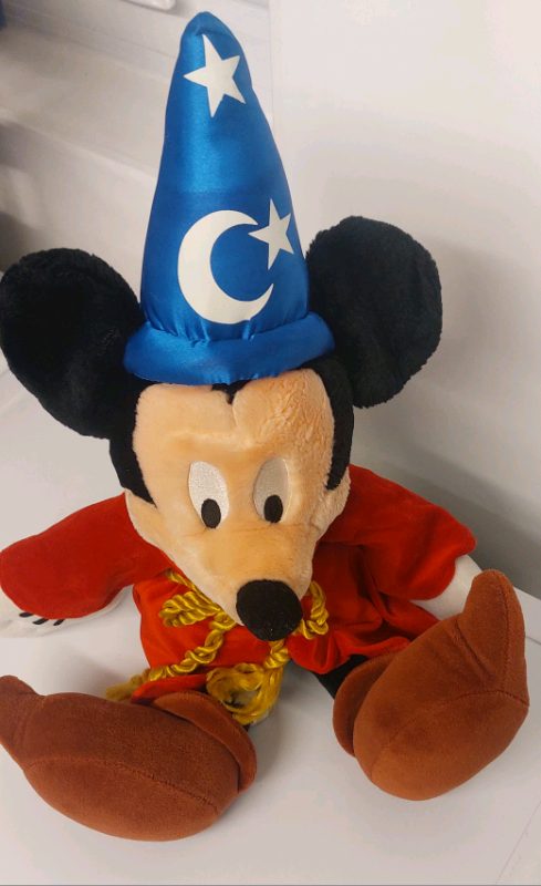 Mickey mouse the empire size 22" 1980s Walt Disney world 