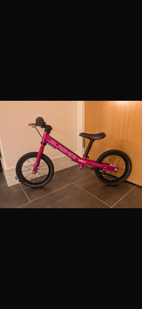 Isla Rothan 12 balance bike