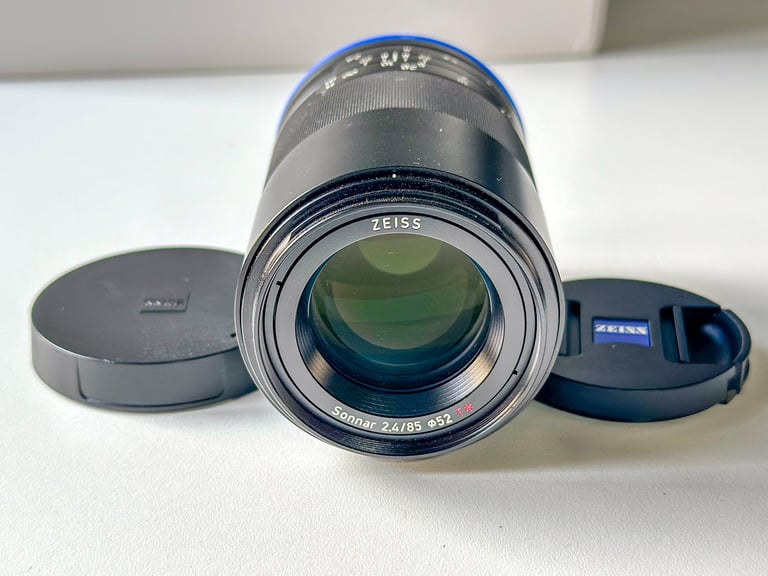 Zeiss Loxia 2.4/85