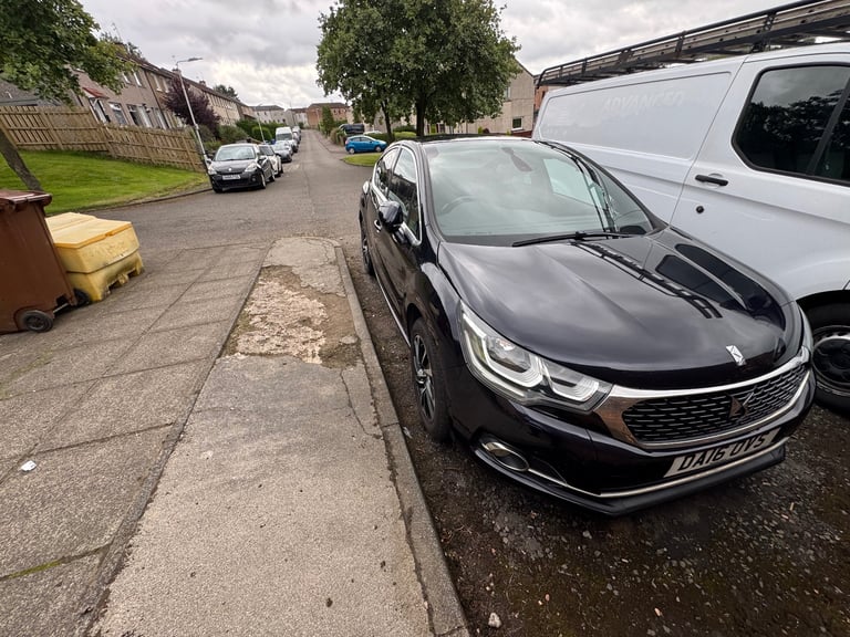 DS, DS 4, Hatchback, 2016, Manual, 1560 (cc), 5 doors