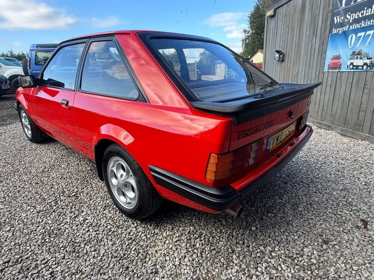  Ford Escort 1.6 XR3 3dr Petrol Manual