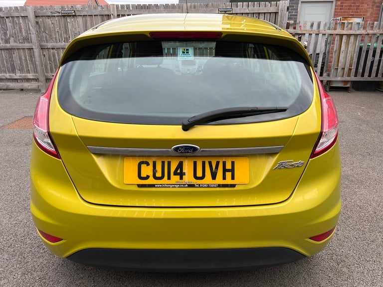 FORD FIESTA 1.25 ZETEC 5DR 11 MOT £35 TAX 2 F/KEEPERS!