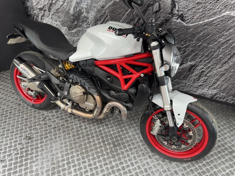 DUCATI MONSTER 821 2014