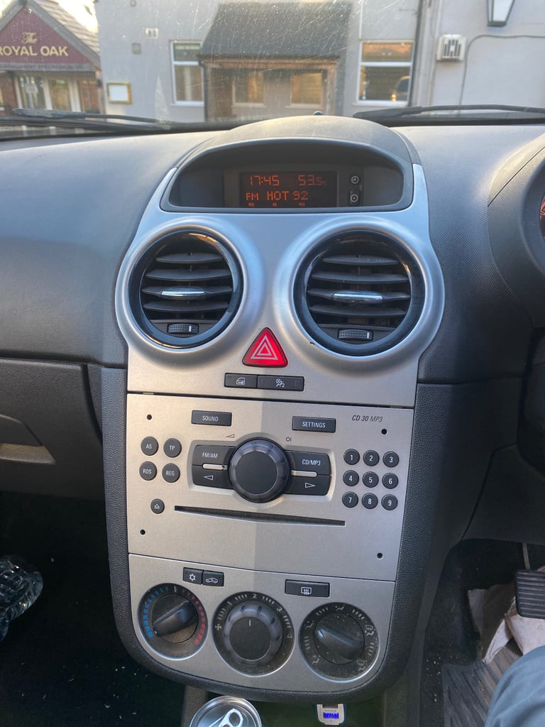 Vauxhall Corsa 1.216V Exclusiv Hatchback 3dr Petrol Manual Euro 5 (A/C) (85 ps)