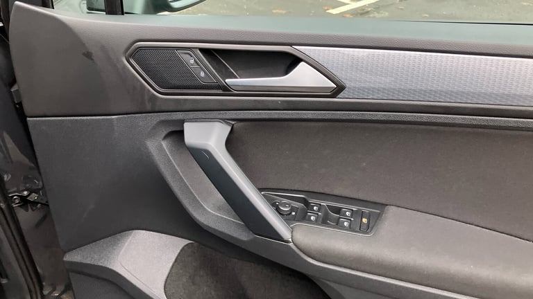 2023 Volkswagen Tiguan 1.5 TSI 150 Life 5dr Petrol Estate Estate Petrol Manual