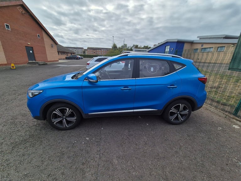 MG Motor UK, ZS, Hatchback, 2022, Manual, 1498 (cc), 5 doors