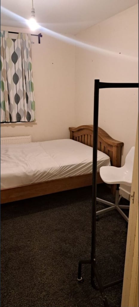 DOUBLE ROOM BILLS INCLUSIVE 4 RENT AT MK8