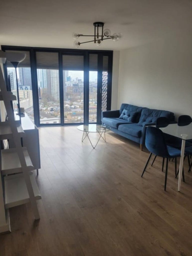 Large Ensuite Room 20 Minutes to Central London