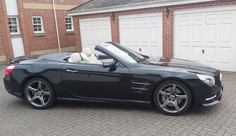 Mercedes Benz SL500 AMG Sport - Exceptional condition throughout.
