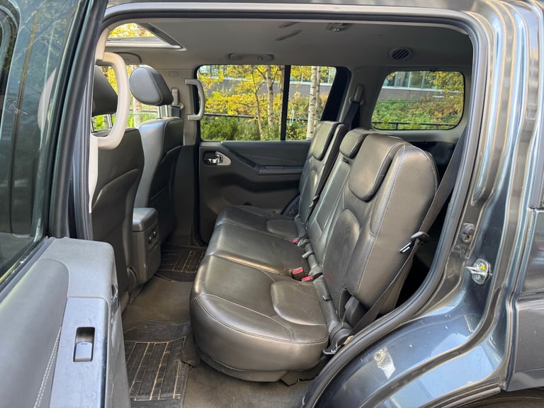 2010 NISSAN PATHFINDER TEKNA 2.5 DCI STATIONWAGON AUTOMATIC GREY 7 SEATER 5dr 