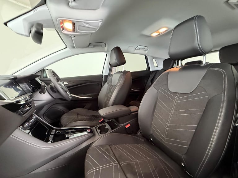 2024 Vauxhall Grandland 1.2 Turbo Ultimate 5dr Auto HATCHBACK PETROL Automatic